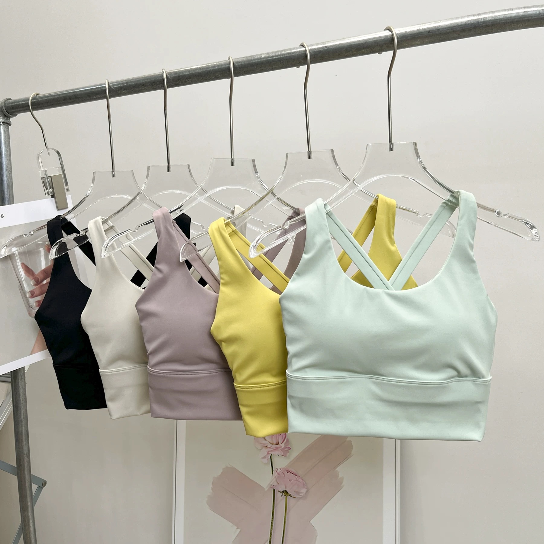 Shockproof Running & Yoga Bra  – Plunge Bra Push Up Bewertung und Preis